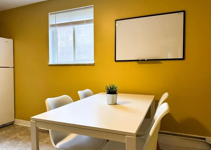 Apartment Charming 2 Bedrooms With Sofa Bed And Wifi